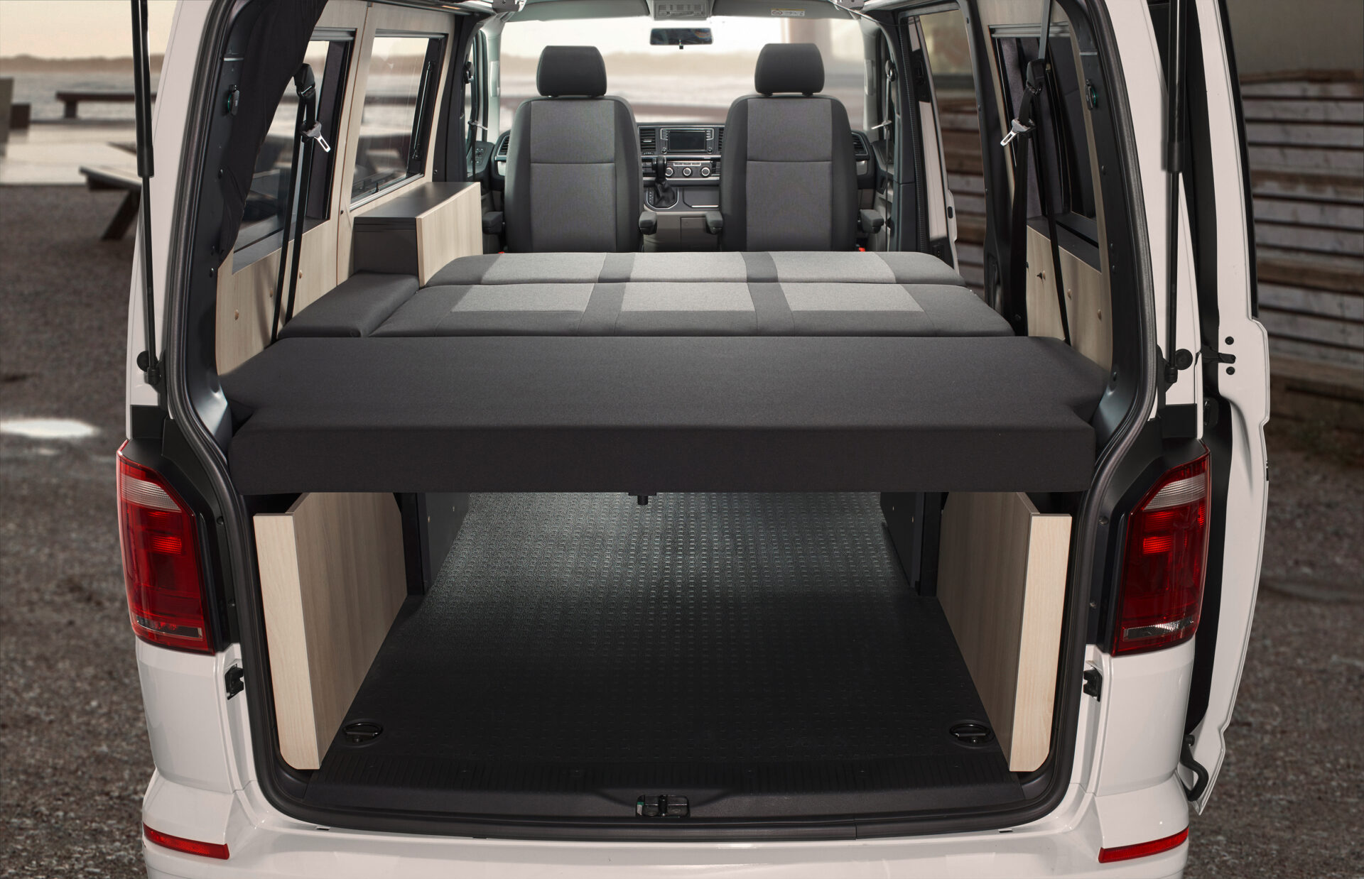 Der VW T6.1 CustomBus Purist CustomBus Camping Vans
