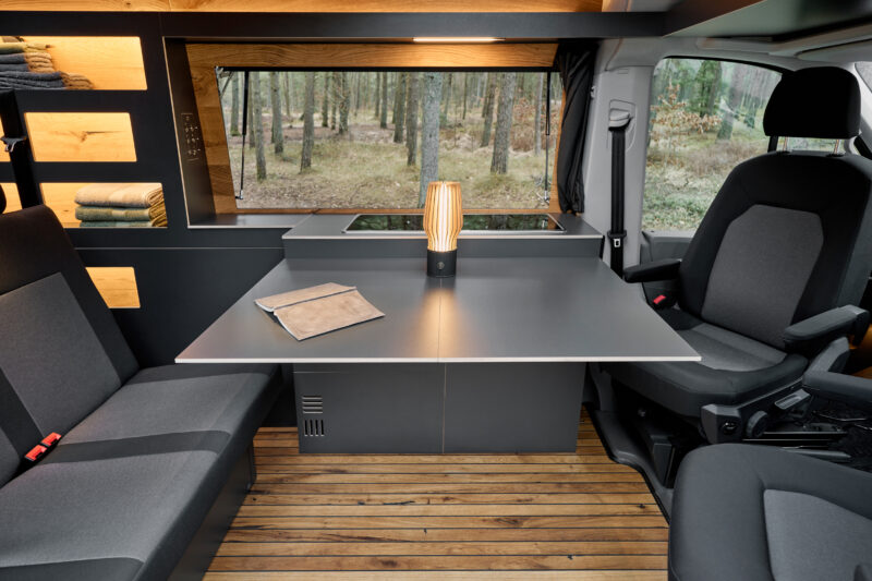 Doppeltisch freischwebend Salon Reisemobil