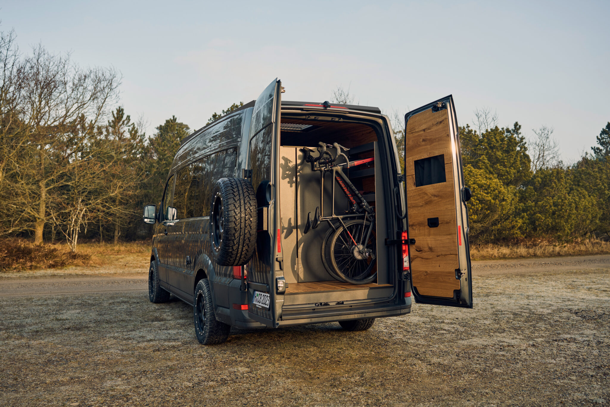 Der Volkswagen Crafter als Custom-Bus Camper XL - Custom-Bus